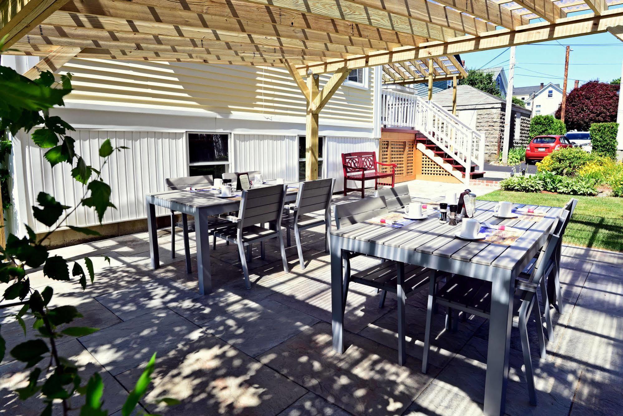 Beech Tree Inn And Cottage Newport Luaran gambar